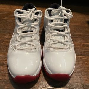 Air Jordan 11 Retro Low ‘Cherry Bottom’ 2012